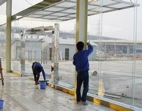 浦东通宝保洁 专业外墙与玻璃清洗服务，打造洁净都市新风貌